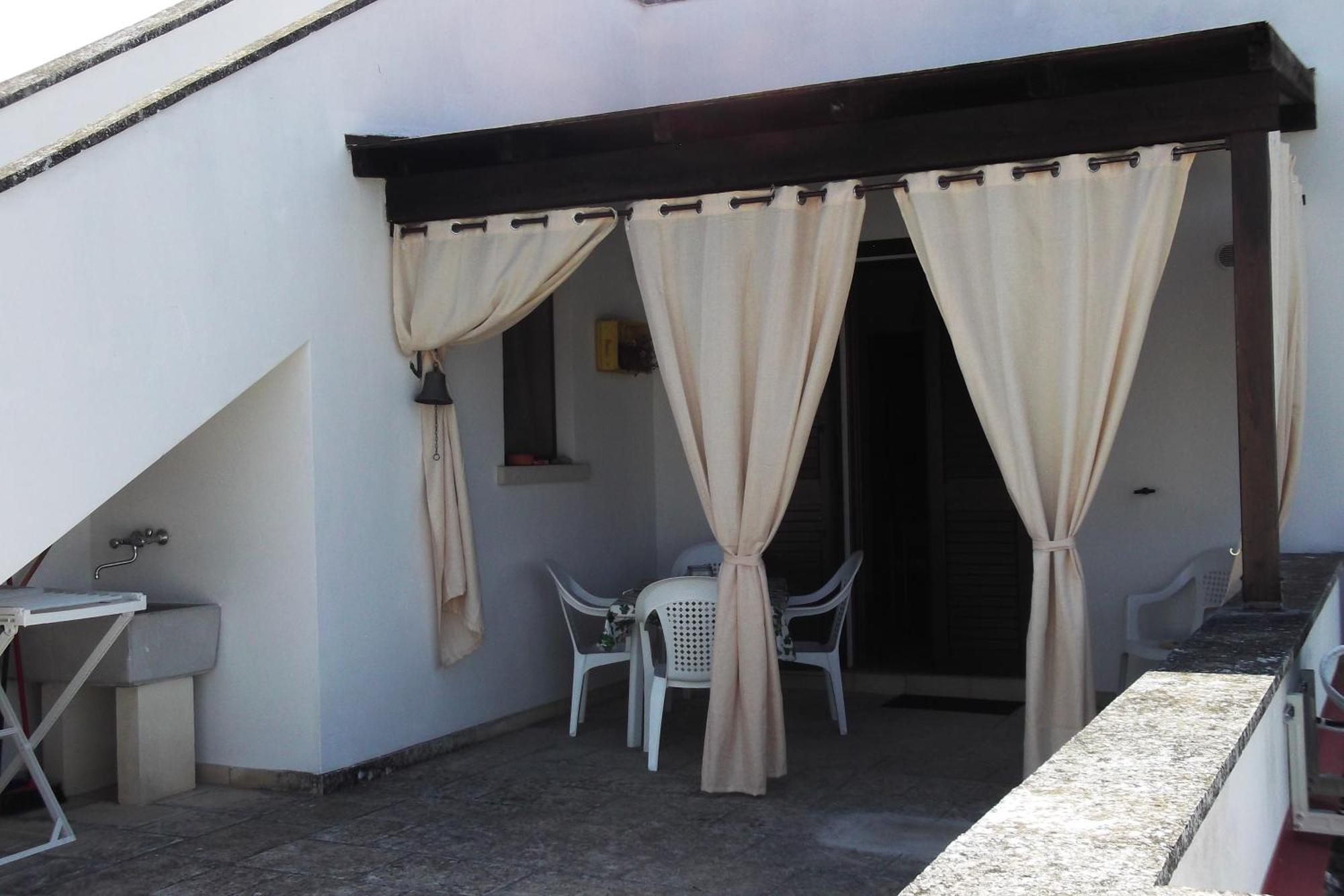 Casa Vacanza Augusto ウッジャーノ・ラ・キエーザ エクステリア 写真