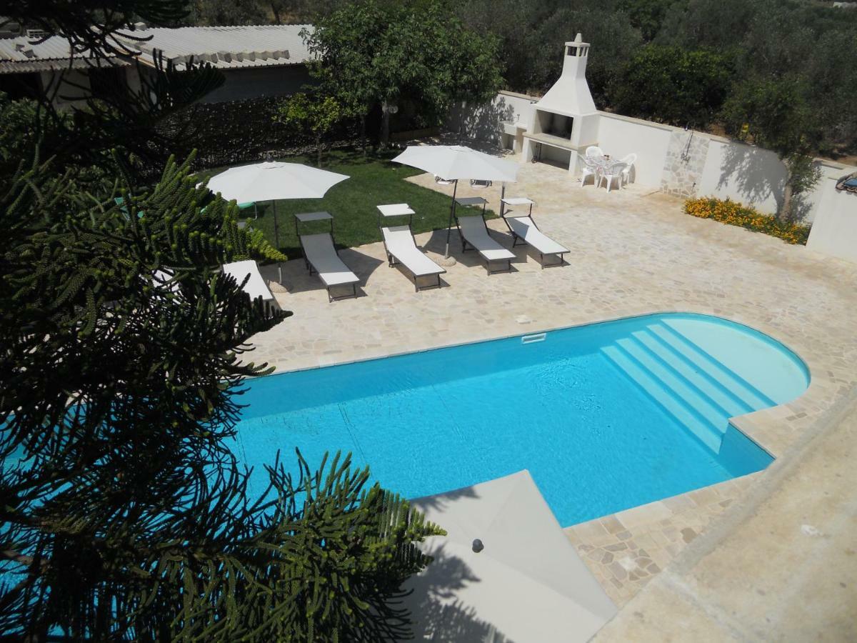 Casa Vacanza Augusto ウッジャーノ・ラ・キエーザ エクステリア 写真